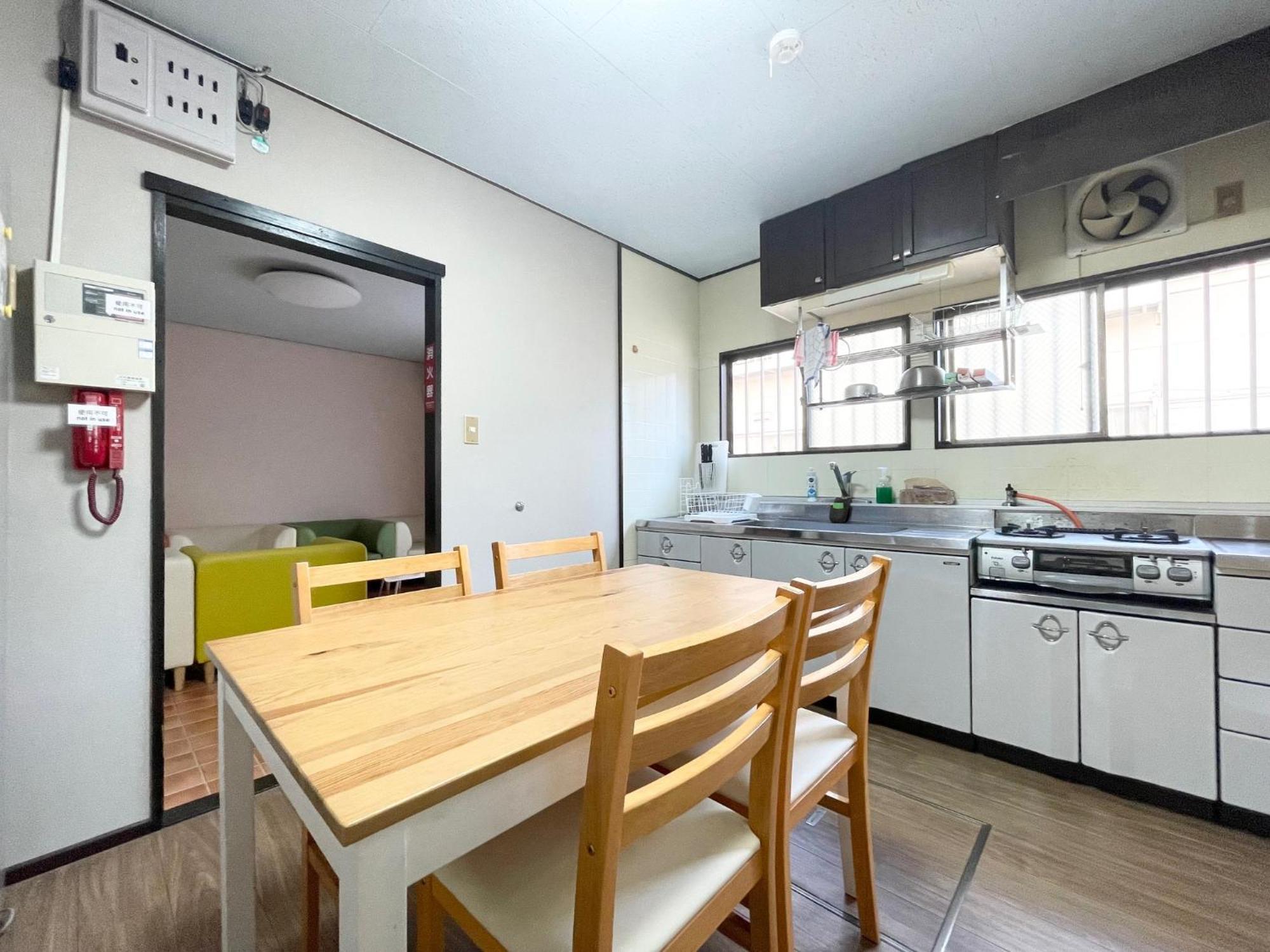 Guest House Meets Okayama All Private Room Hostel ภายนอก รูปภาพ